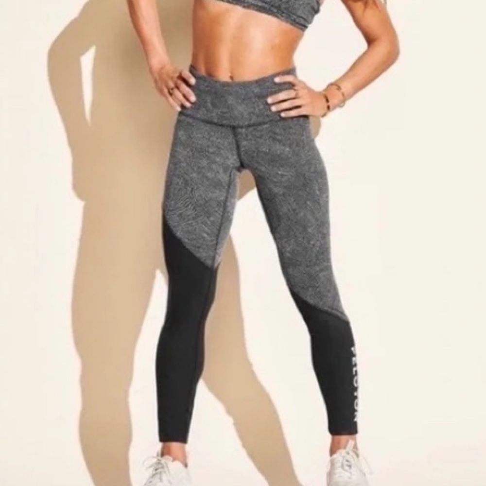 Lululemon X Peloton Speed Wunder Tight Free Spirit Ice Grey Black Size 8 J2